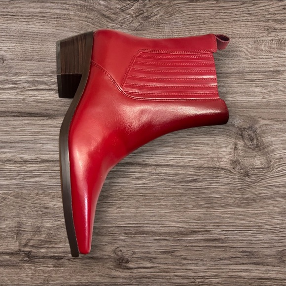 Madewell The Ingrid Chelsea Boot - Picture 10 of 13